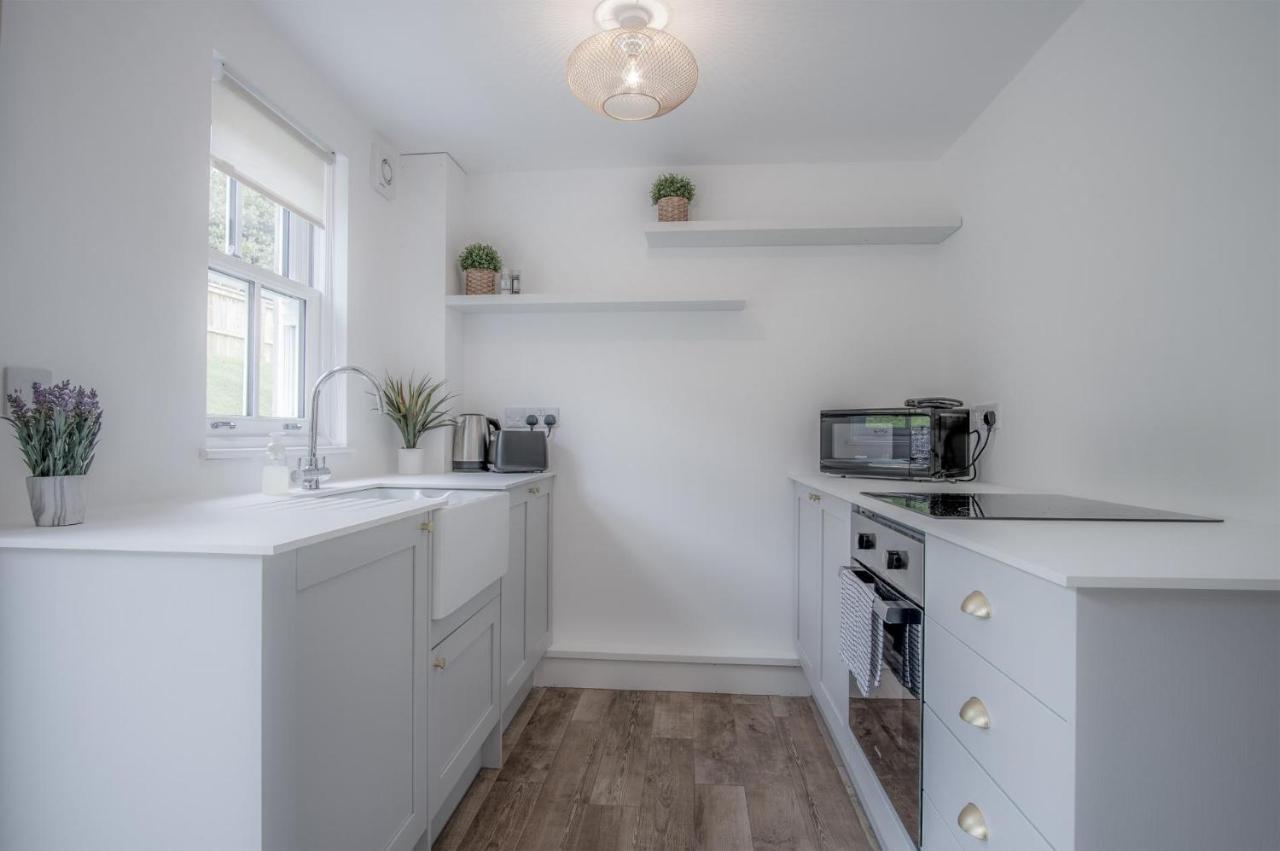Brook Cottage - 2 Bedroom Cottage - Dale المظهر الخارجي الصورة