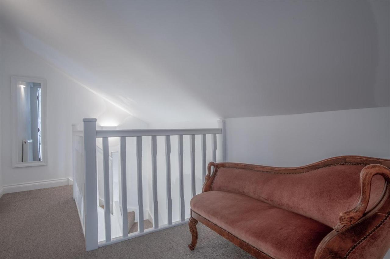 Brook Cottage - 2 Bedroom Cottage - Dale المظهر الخارجي الصورة